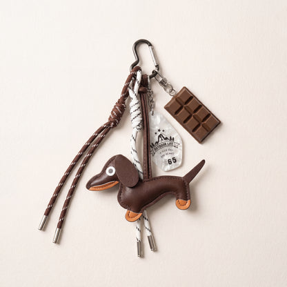 Cocoa Dachshund Leather Charm