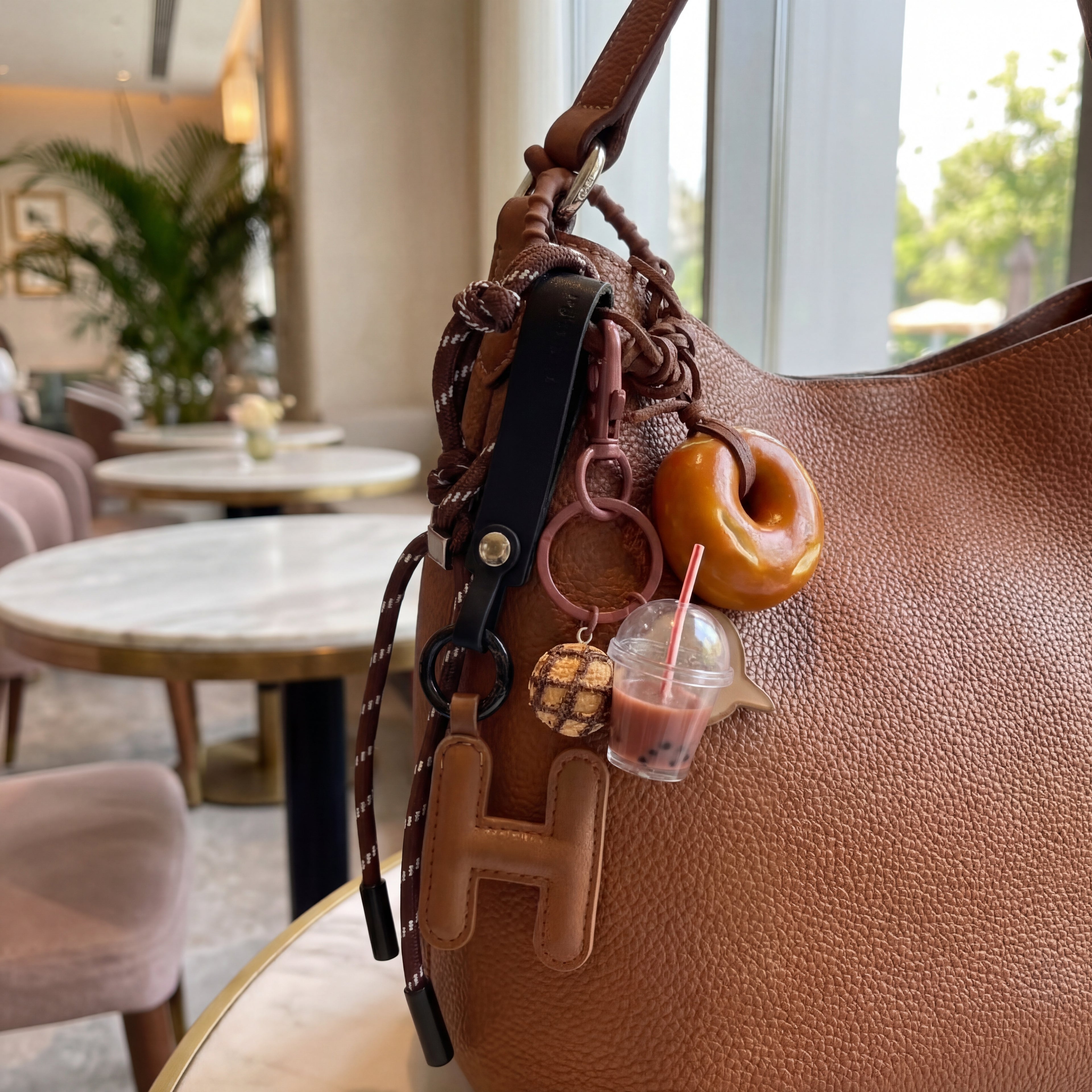 Caramel Atelier Charm